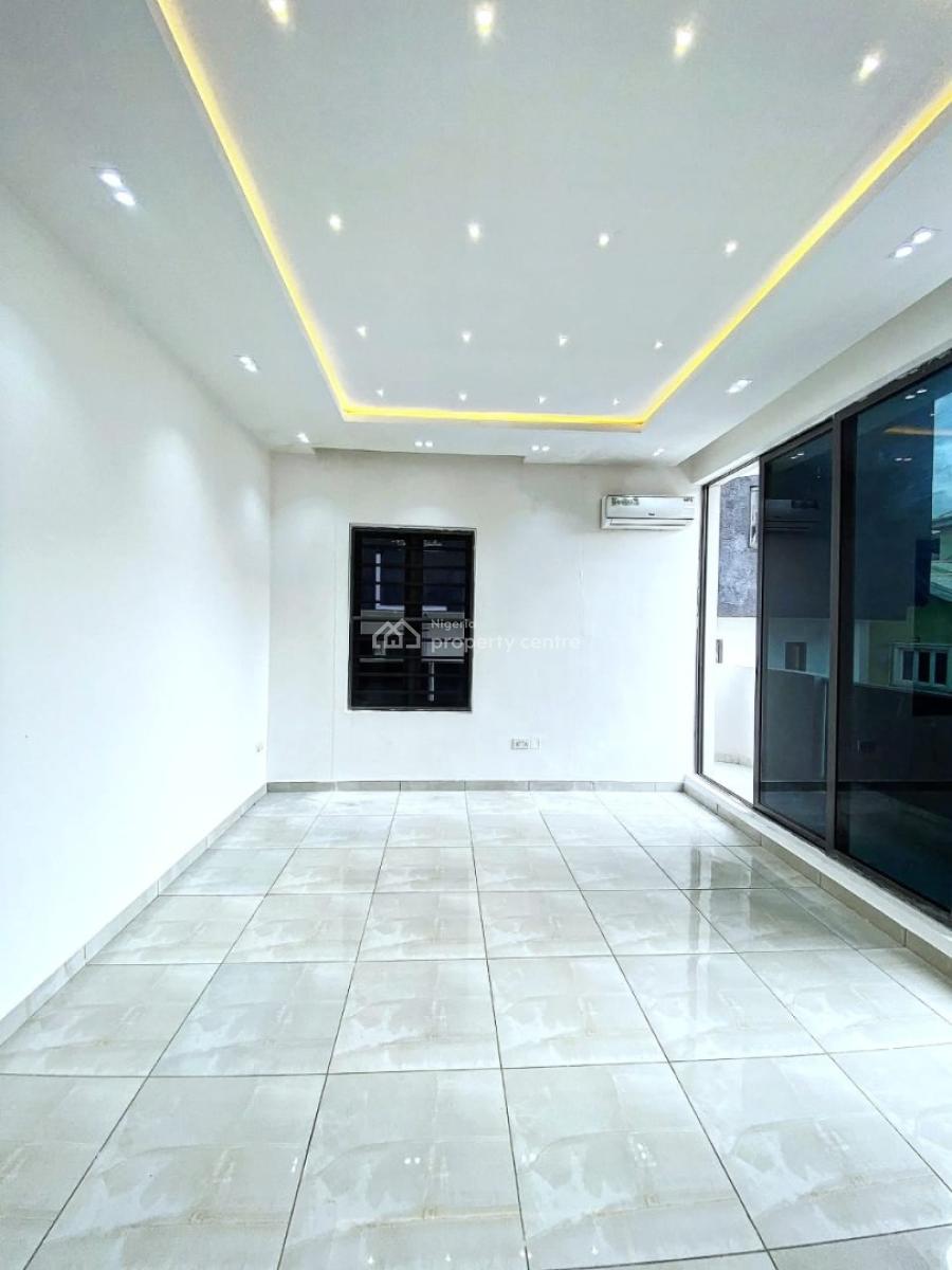 Brand New 3 Bedroom Apartment, Lekki Phase 1, Lekki, Lagos, Flat / Apartment for Rent