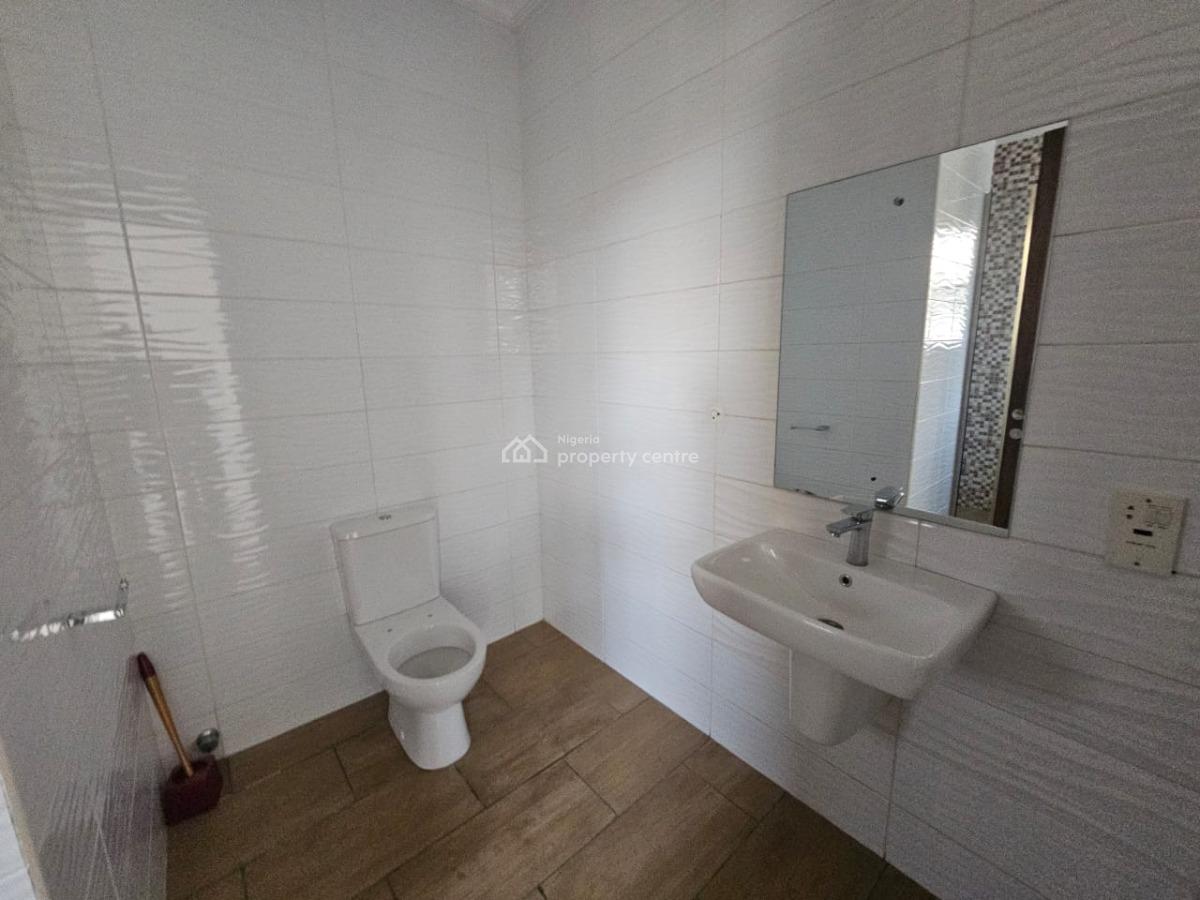 Well Maintained and Tastefully Finished 4 Bedroom Fully Serviced Terra, Banana Island, Ikoyi, Lagos, Terraced Duplex for Rent