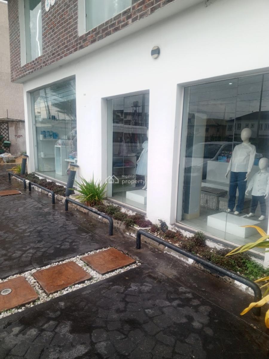 Open Office Space on a Commercial Road, Durosimi Etti, Lekki Phase 1, Lekki, Lagos, Office Space for Rent