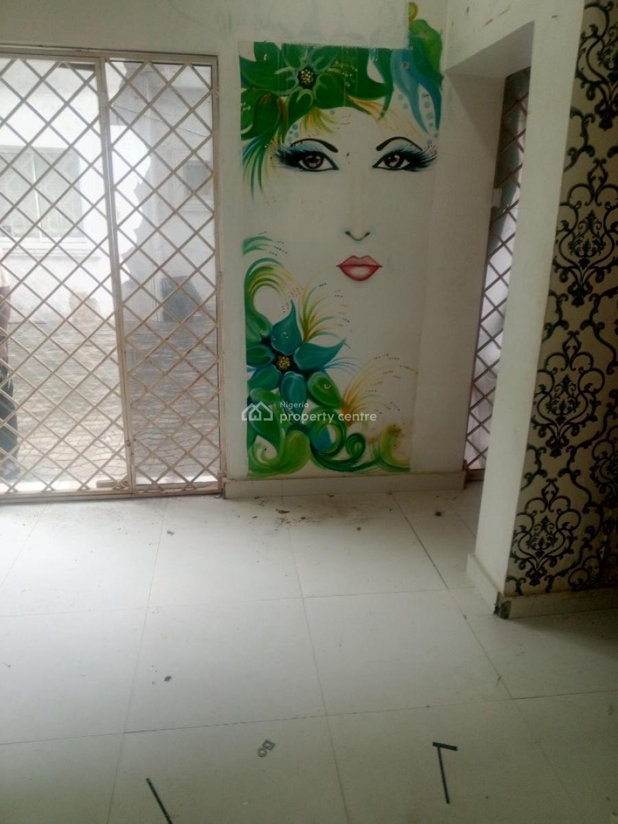 Open Office Space on a Commercial Road, Durosimi Etti, Lekki Phase 1, Lekki, Lagos, Office Space for Rent