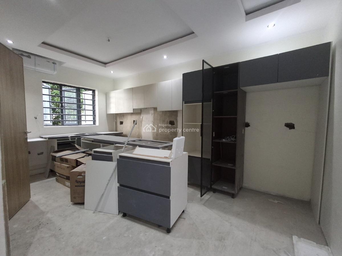 4 Bedroom Terrace with Bq, Victoria Island (vi), Lagos, House for Sale