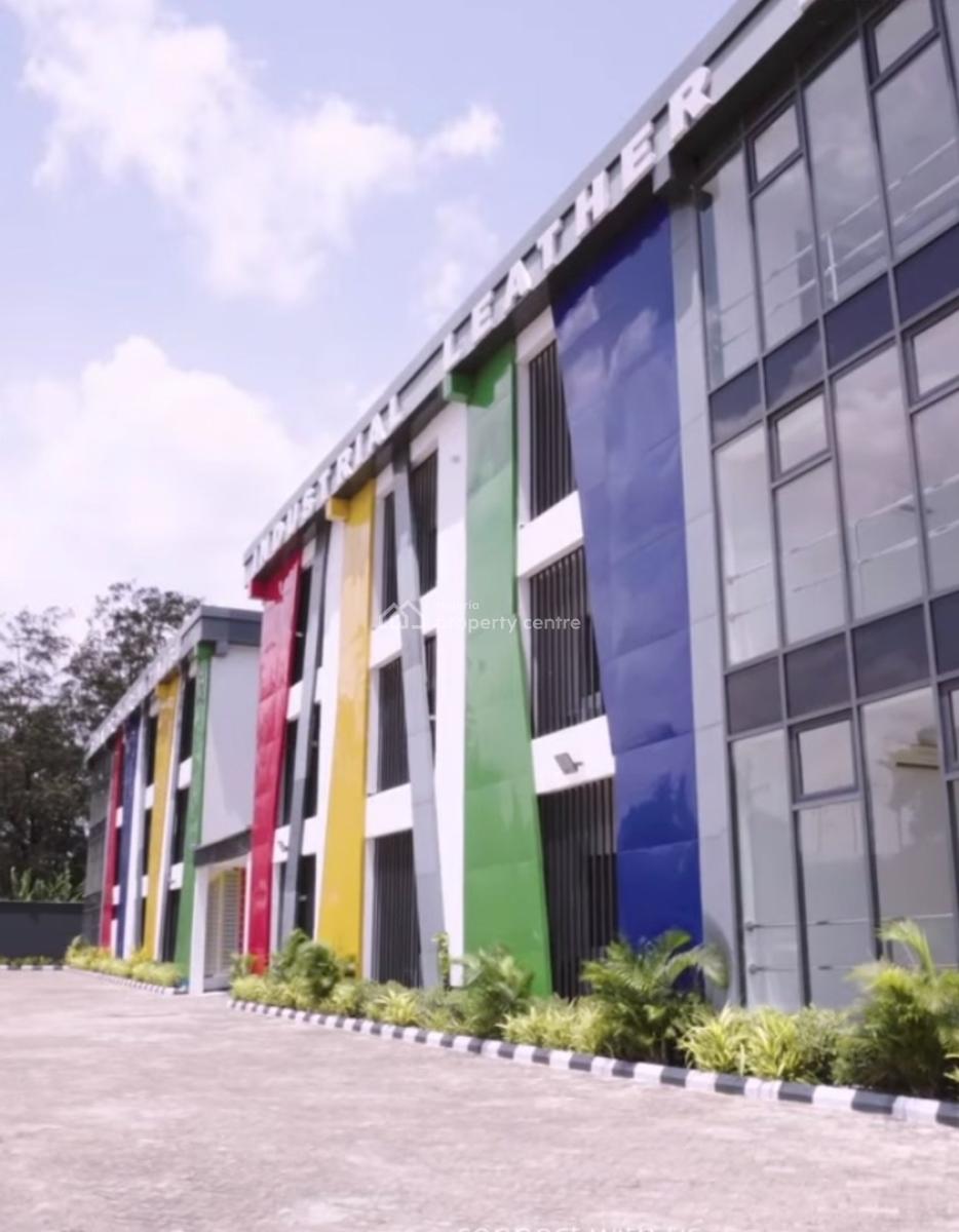 Newly Built, Top-notch Serviced Commercial Property/shopping Mall, Ladipo, Mushin, Lagos, Shop for Rent