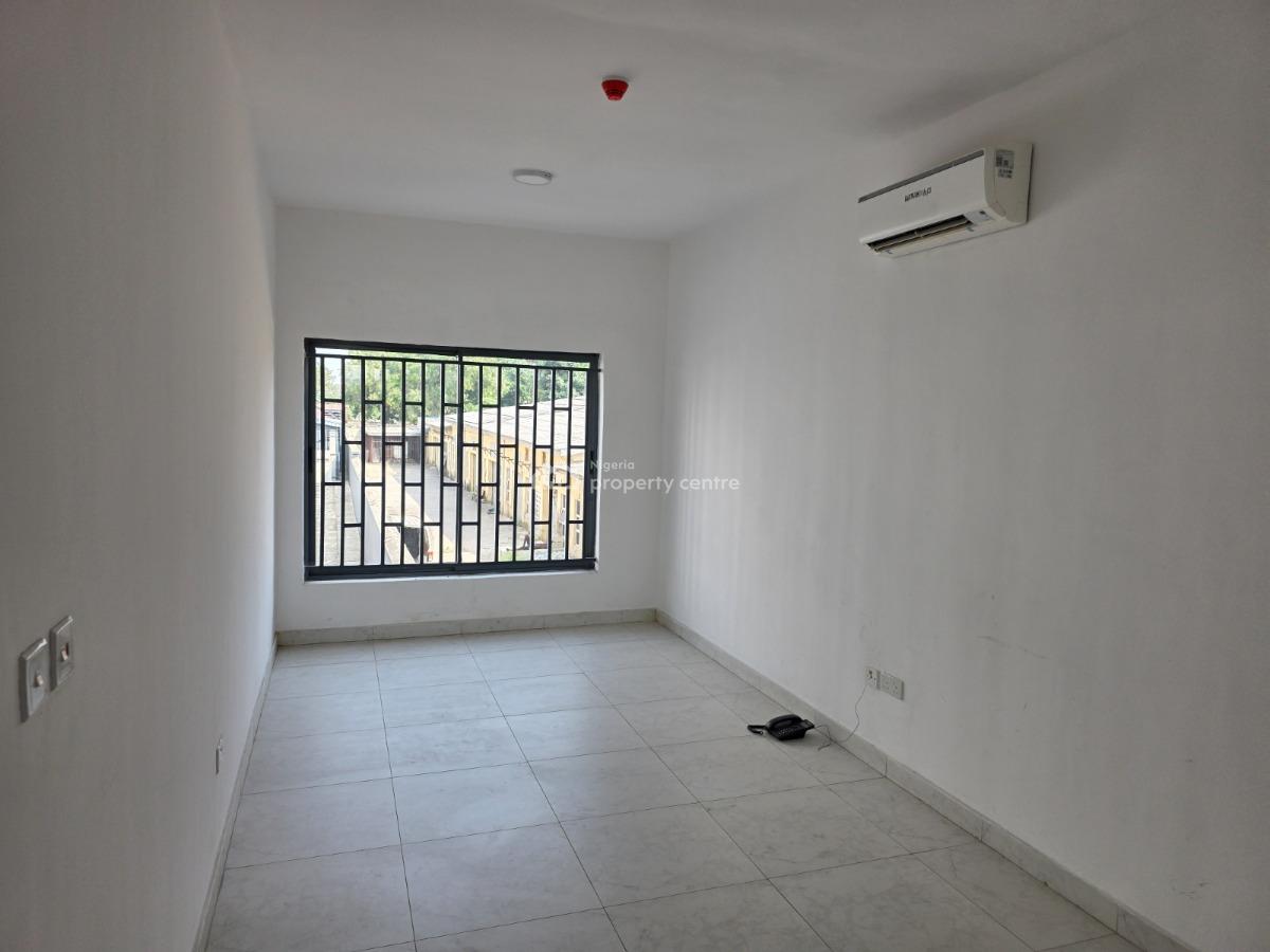 Newly Built, Top-notch Serviced Commercial Property/shopping Mall, Ladipo, Mushin, Lagos, Shop for Rent