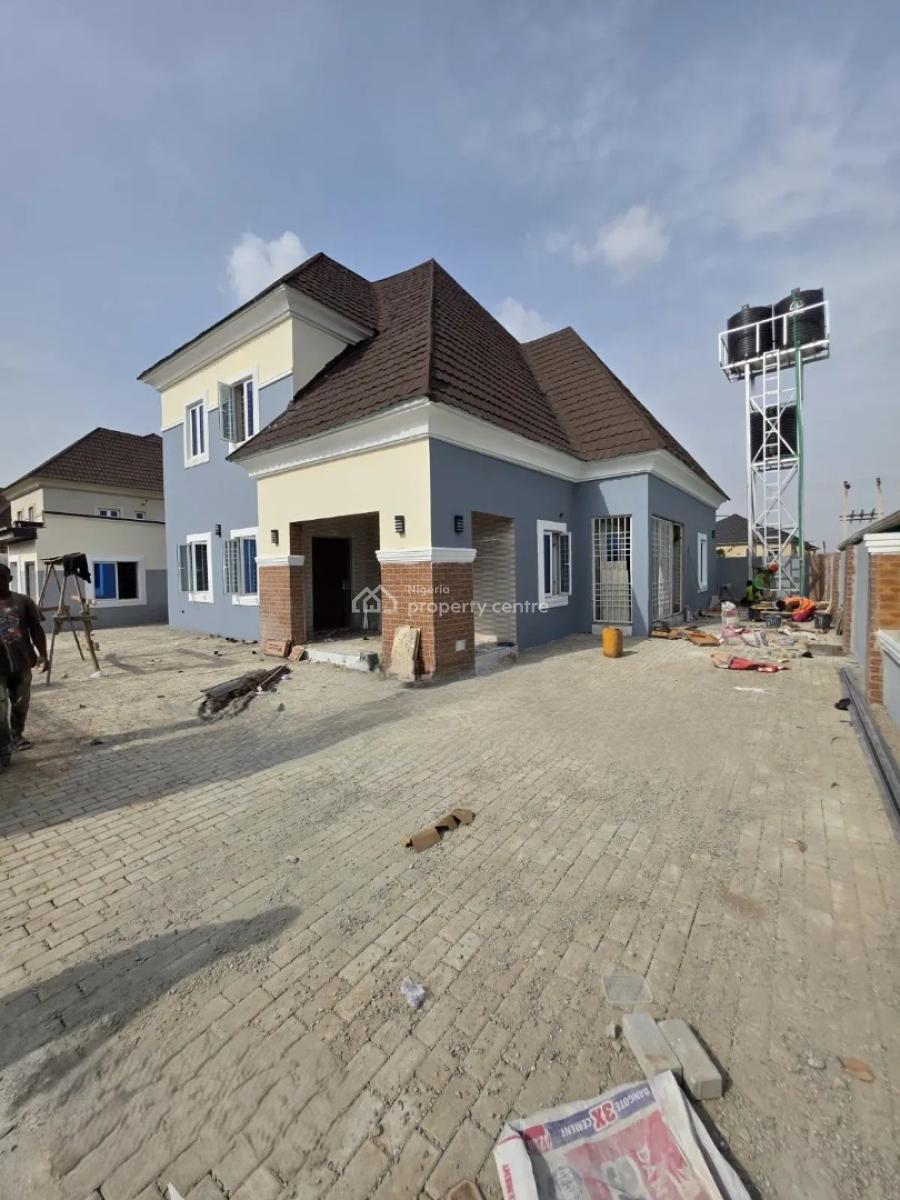 Luxury 3 Bedroom Bungalow Penthouse with Excellent Facilities in Lugbe, Lugbe District. Abuja - Nigeria., Sabon Lugbe, Lugbe District, Abuja, Detached Bungalow for Sale