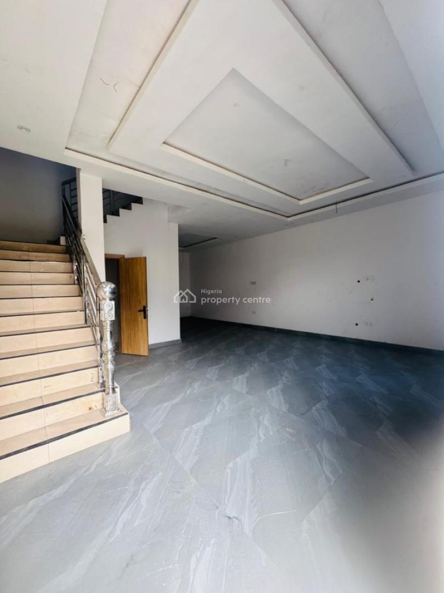 Lovely 4 Bedroom Semi Detached Home with Bq, Anthony, Maryland, Lagos, Semi-detached Duplex for Sale