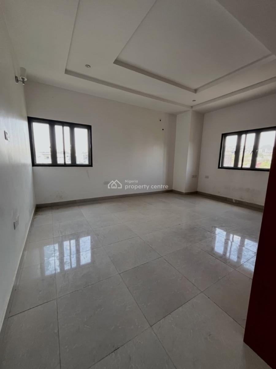 4 Beds  Semi-detached, Guzape District, Abuja, Semi-detached Duplex for Sale