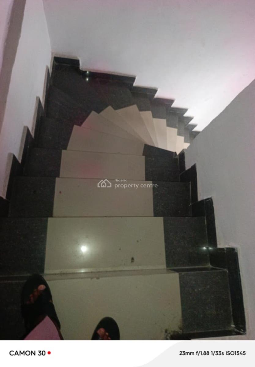 Well Maintained 6 Bedroom Fully Detached House with Massive 2 Bq, Lekki Phase 1, Lekki, Lagos, Detached Duplex for Rent