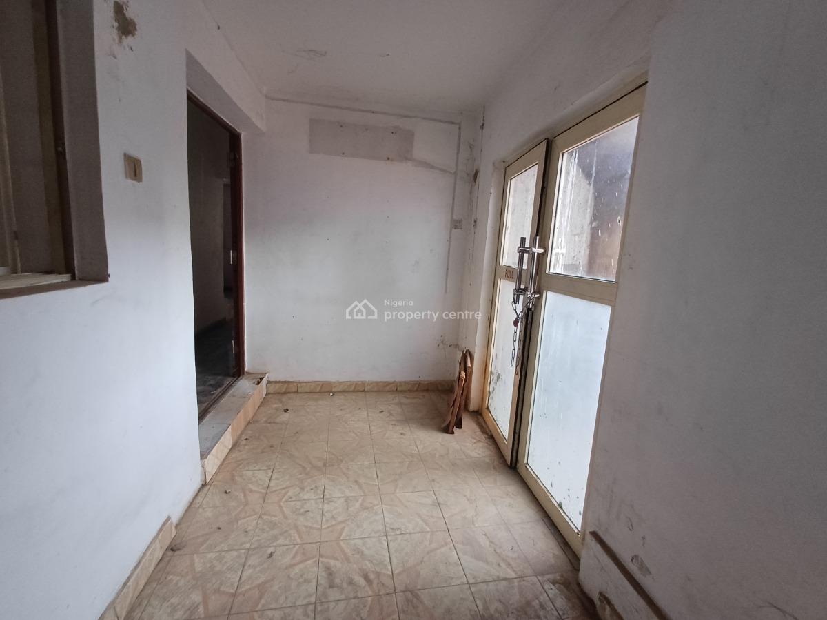 150sqm Office Space on The Ground Floor, Zone 2, Wuse, Abuja, Office Space for Rent