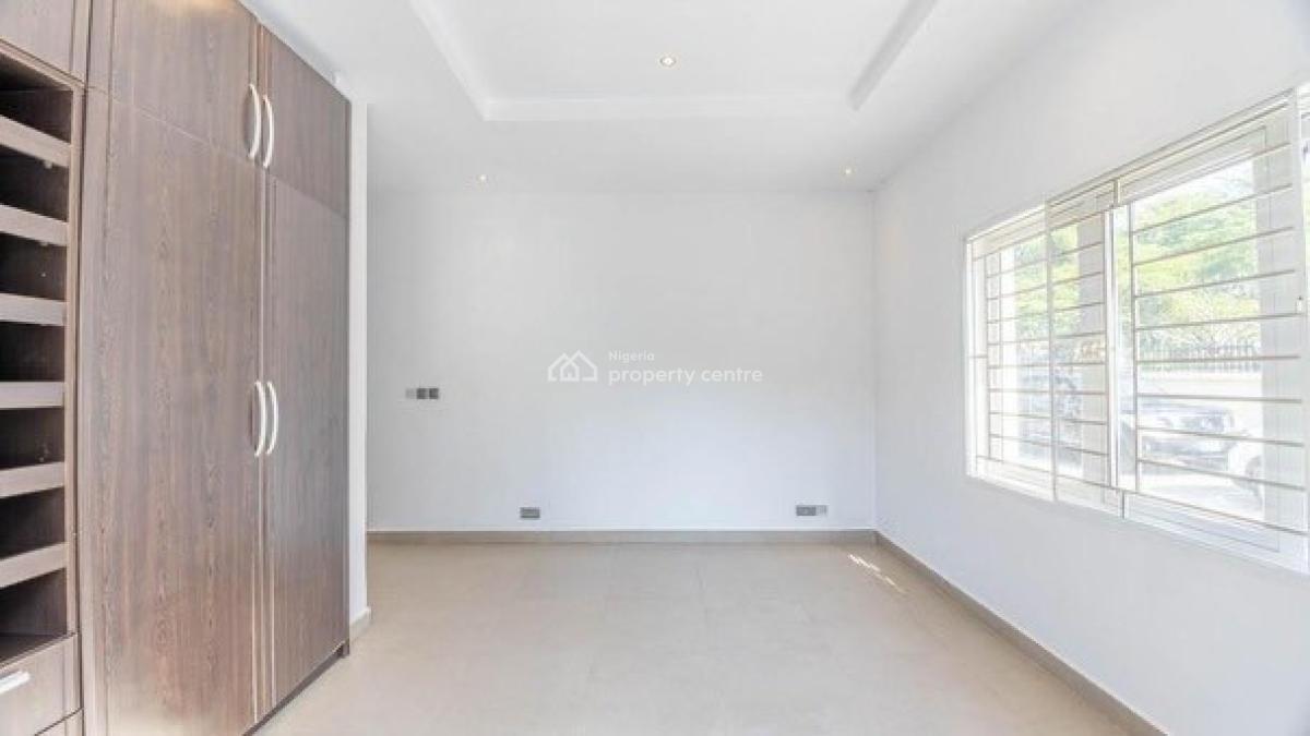 Fully Serviced 2 Bedroom Apartment with Bq, Pool & Gym, Well Built Apartment in a Fully Secured Estate, Banana Island, Ikoyi, Lagos, Flat / Apartment for Rent
