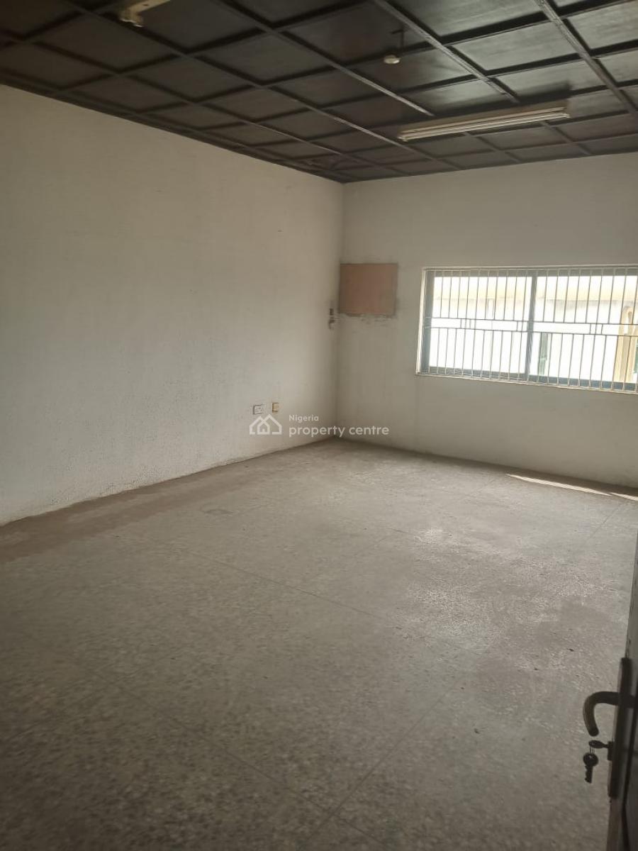 12 Spacious Offices 451sqm,  	1 Spacious Reception,  	5 Toilets,  , Apapa, Lagos, Commercial Property for Rent