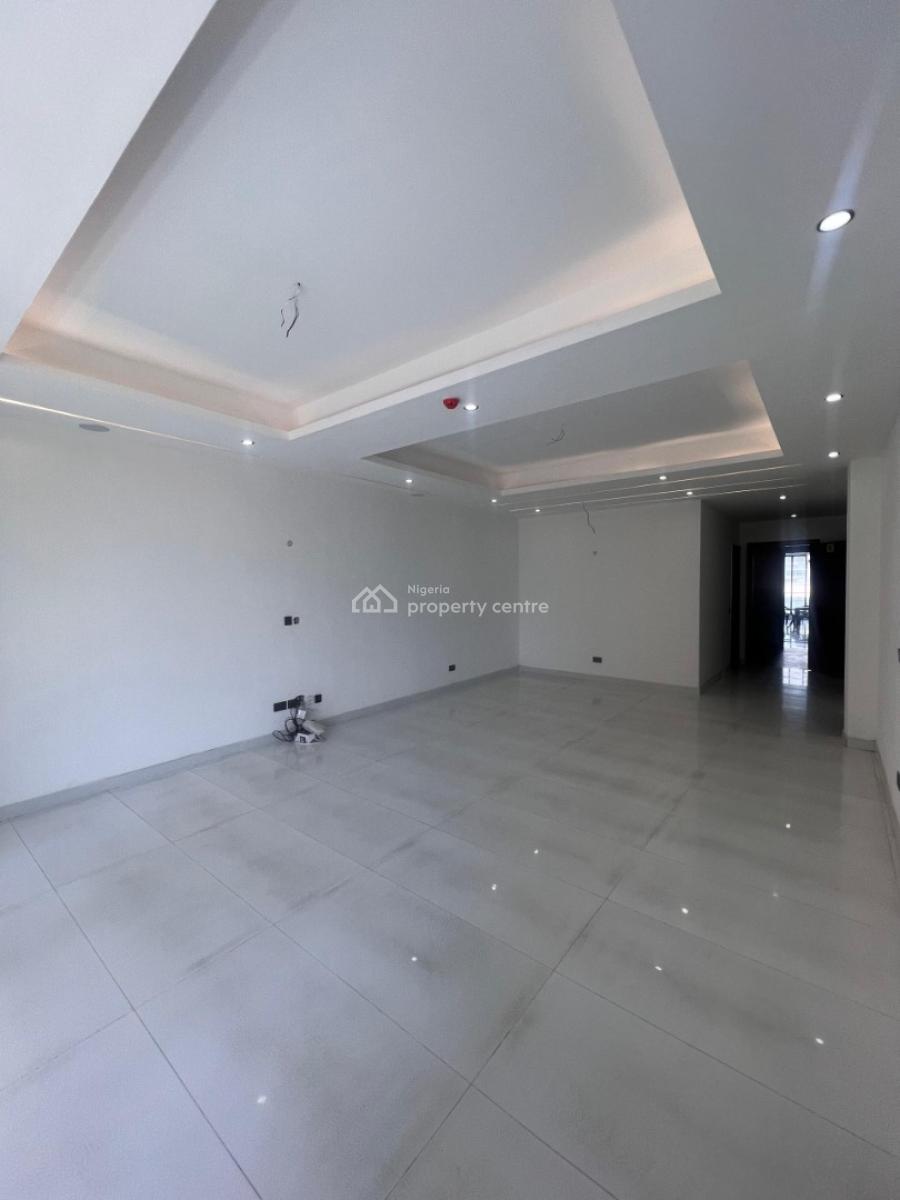2 Bedroom Apartment Available, Off Fredom Way, Lekki, Lagos, Block of Flats for Sale