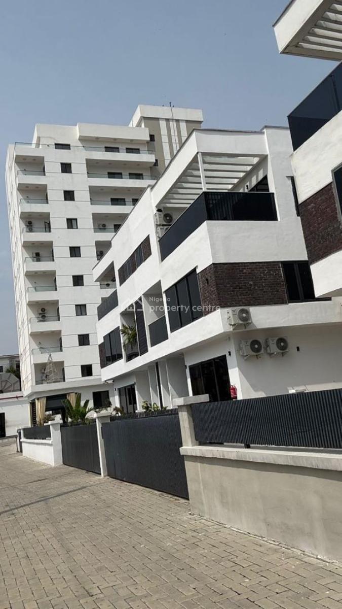 Decent and Serviced 3 Bedroom Flat, Banana Island, Ikoyi, Lagos, Flat / Apartment for Rent