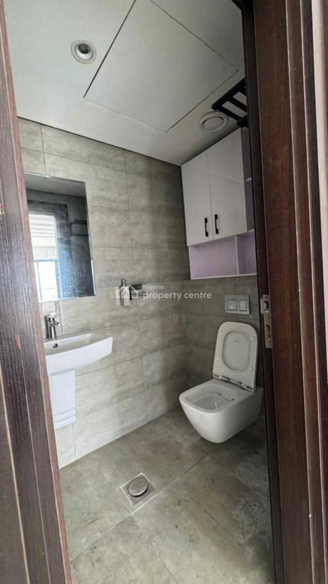 Decent and Serviced 3 Bedroom Flat, Banana Island, Ikoyi, Lagos, Flat / Apartment for Rent