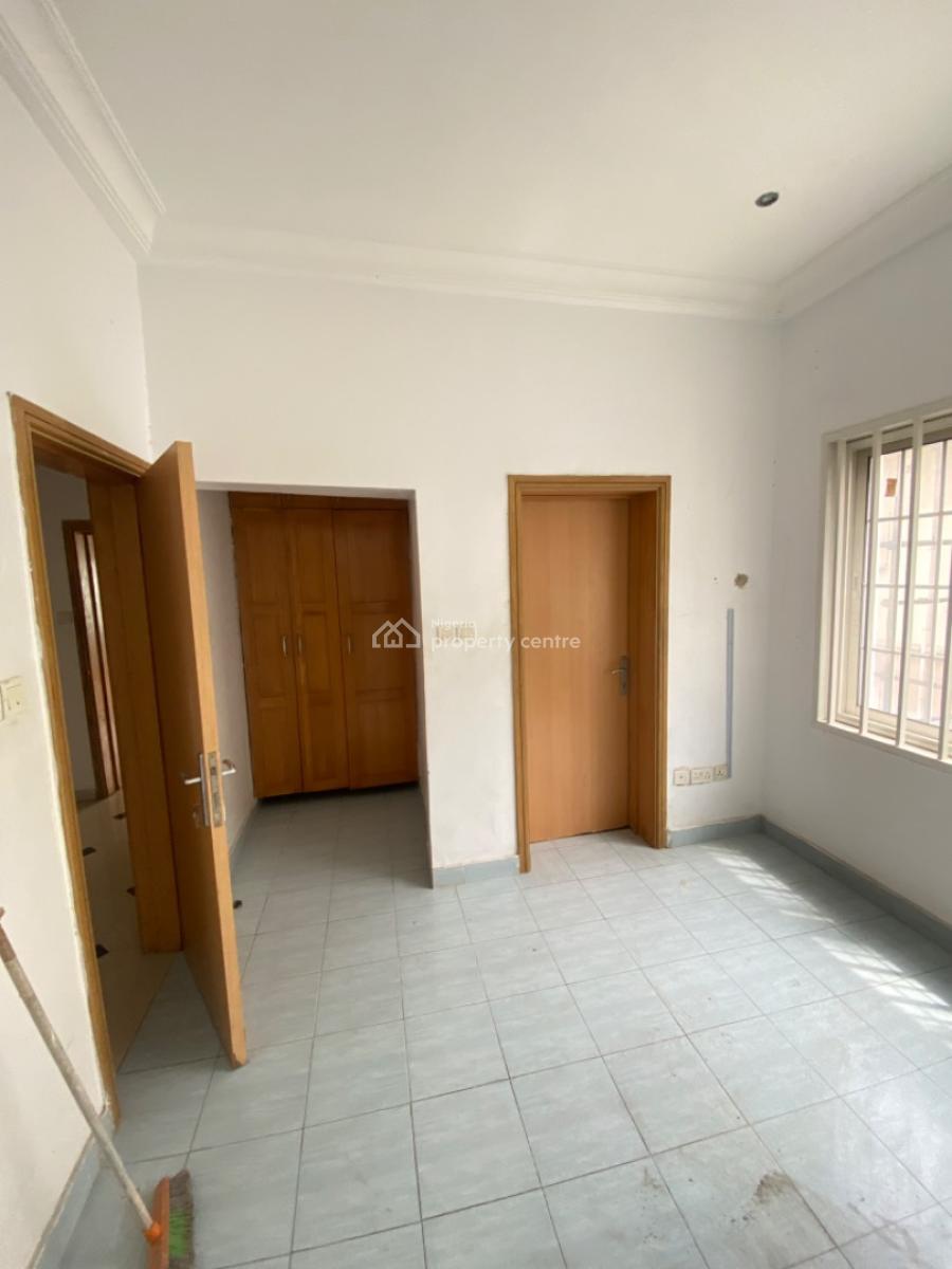 Modern 3 Bedroom Spacious Service Apartment with Swimming Pool and Gym, Banana Island, Ikoyi, Lagos, Flat / Apartment for Rent