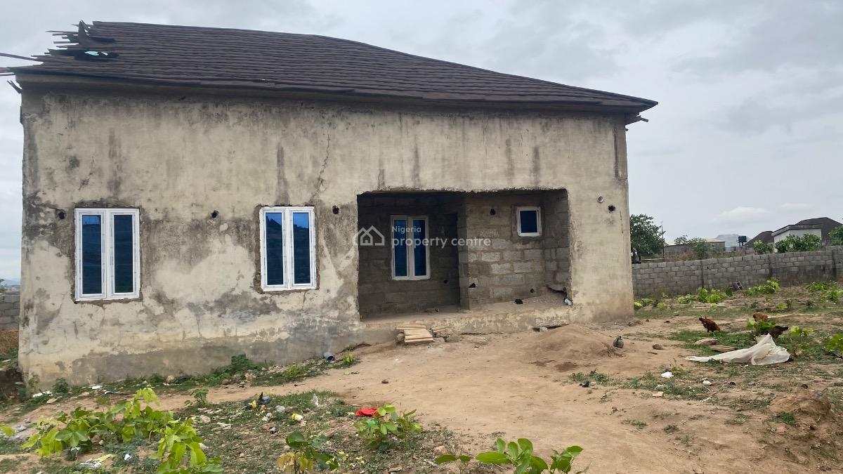 3 Bedroom Semi-detached Bungalow, After Voice of Nigeria, Sabon Lugbe, Lugbe District, Abuja, Semi-detached Bungalow for Sale