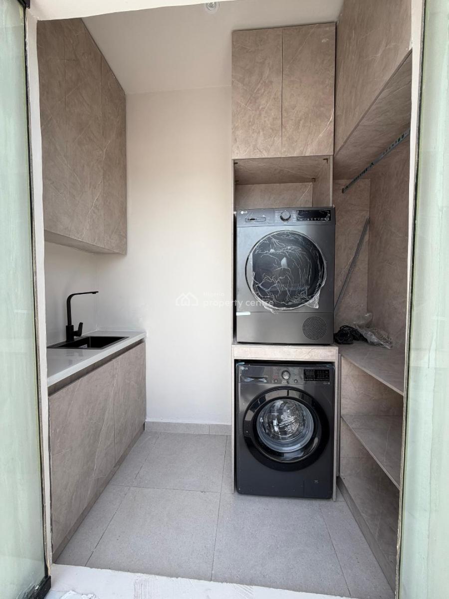 Luxury 2-bedroom Penthouse, Phase 1, Lekki, Lagos, Flat / Apartment for Sale