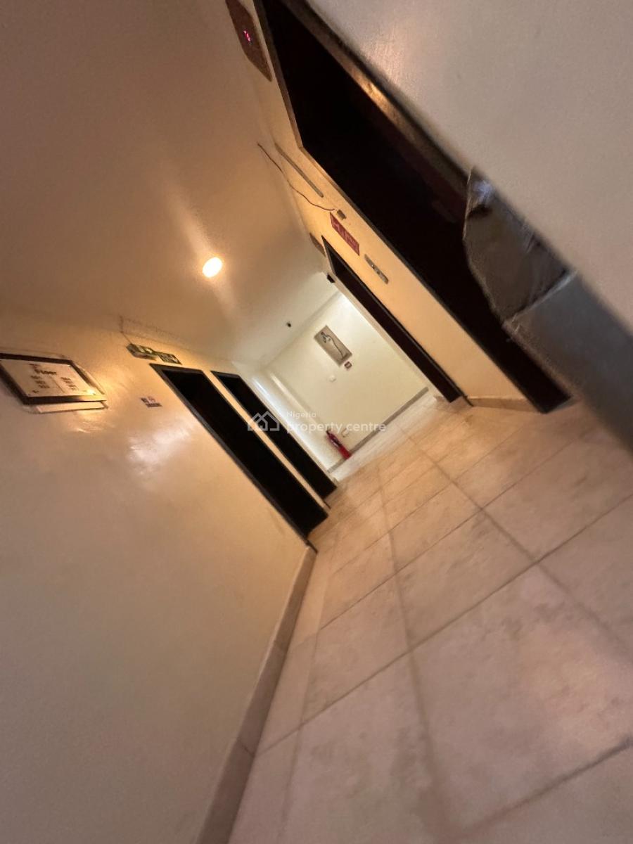 Renovated and Spacious Mini Flat, Victoria Island (vi), Lagos, Mini Flat (room and Parlour) for Rent