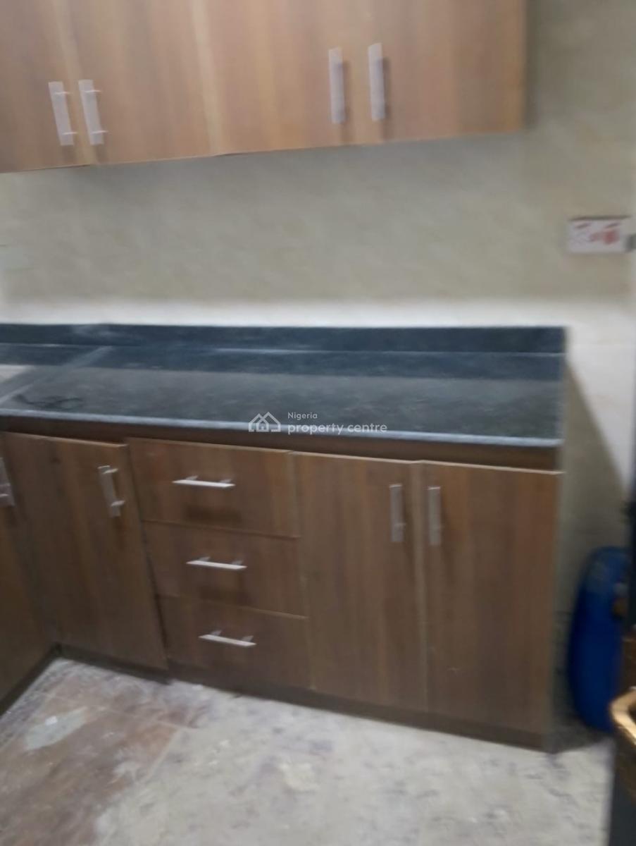 Renovated and Spacious Mini Flat, Victoria Island (vi), Lagos, Mini Flat (room and Parlour) for Rent
