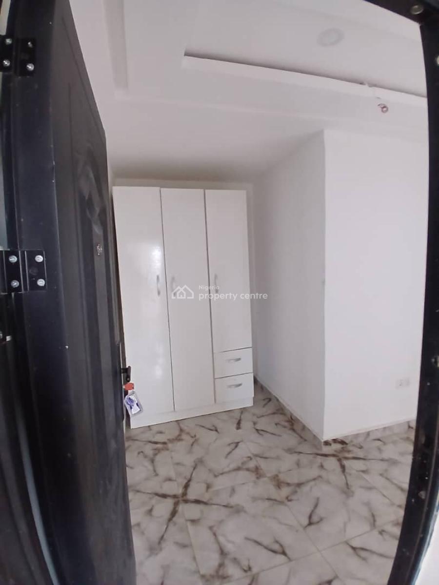 2 Bed Room Flat, Sangotede Shoprite, Lekki Expressway, Lekki, Lagos, Flat / Apartment for Rent