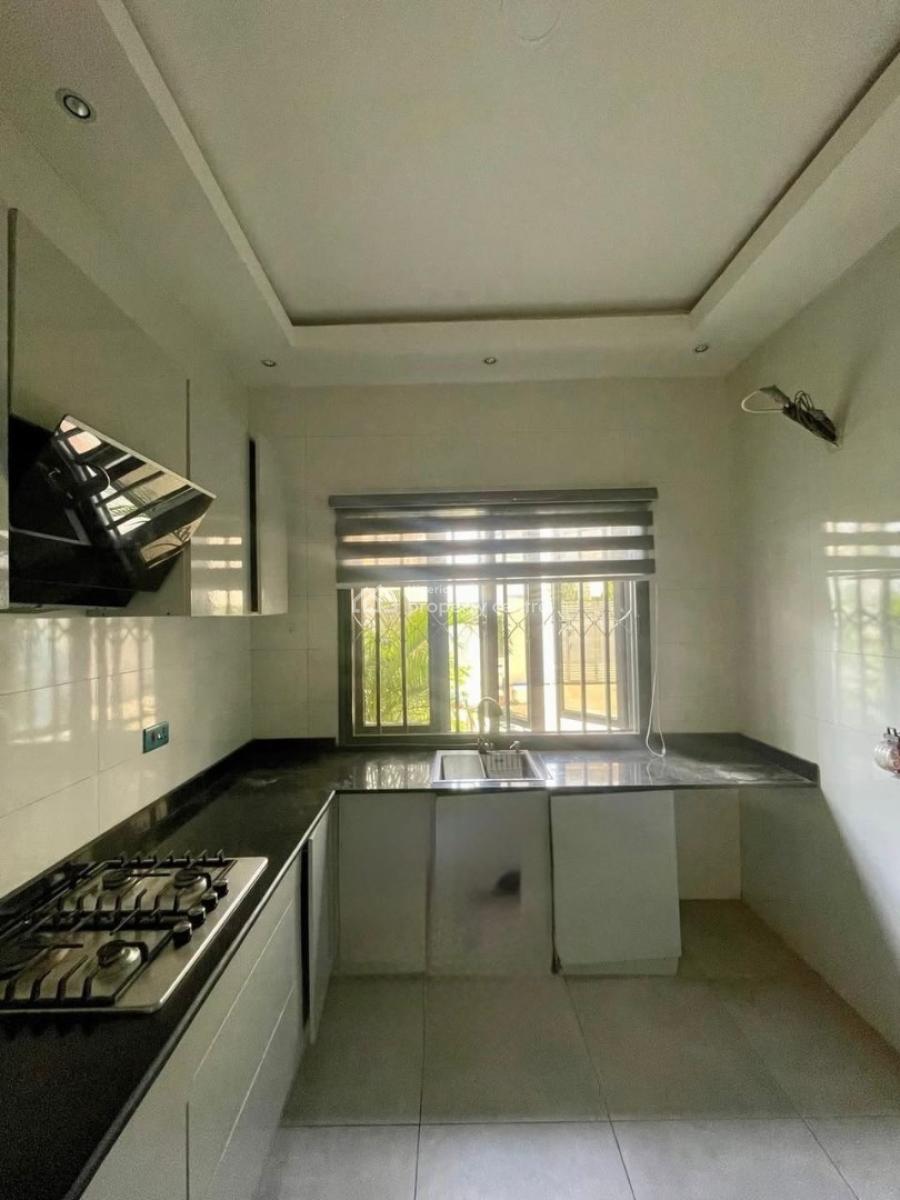 Well Maintain 2 Bedroom Apartment with Excellent Facility, Ikate, Lekki, Lagos, Flat / Apartment for Rent