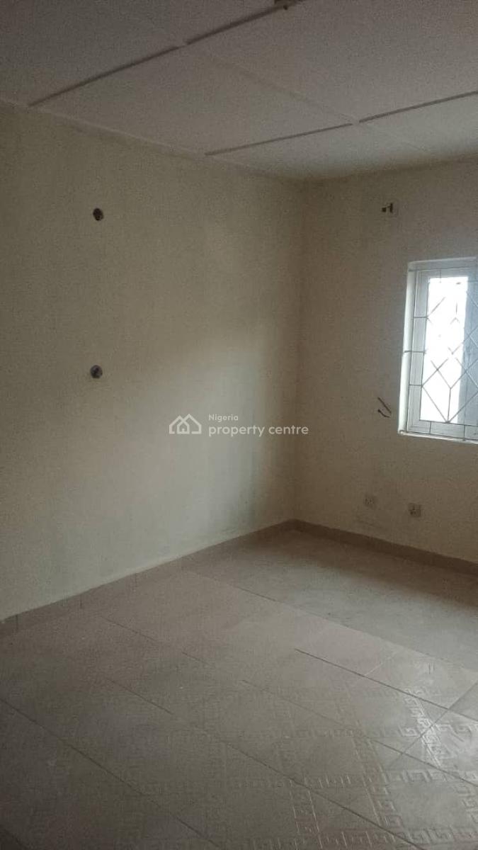 4 Bedroom House with a Room Bq, Nuru Oniwo/ Surulere/lagos, Surulere, Lagos, Detached Duplex for Rent