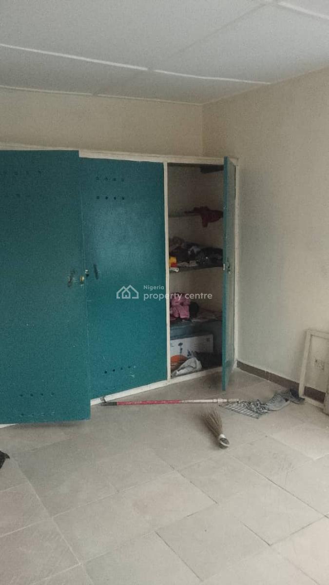4 Bedroom House with a Room Bq, Nuru Oniwo/ Surulere/lagos, Surulere, Lagos, Detached Duplex for Rent
