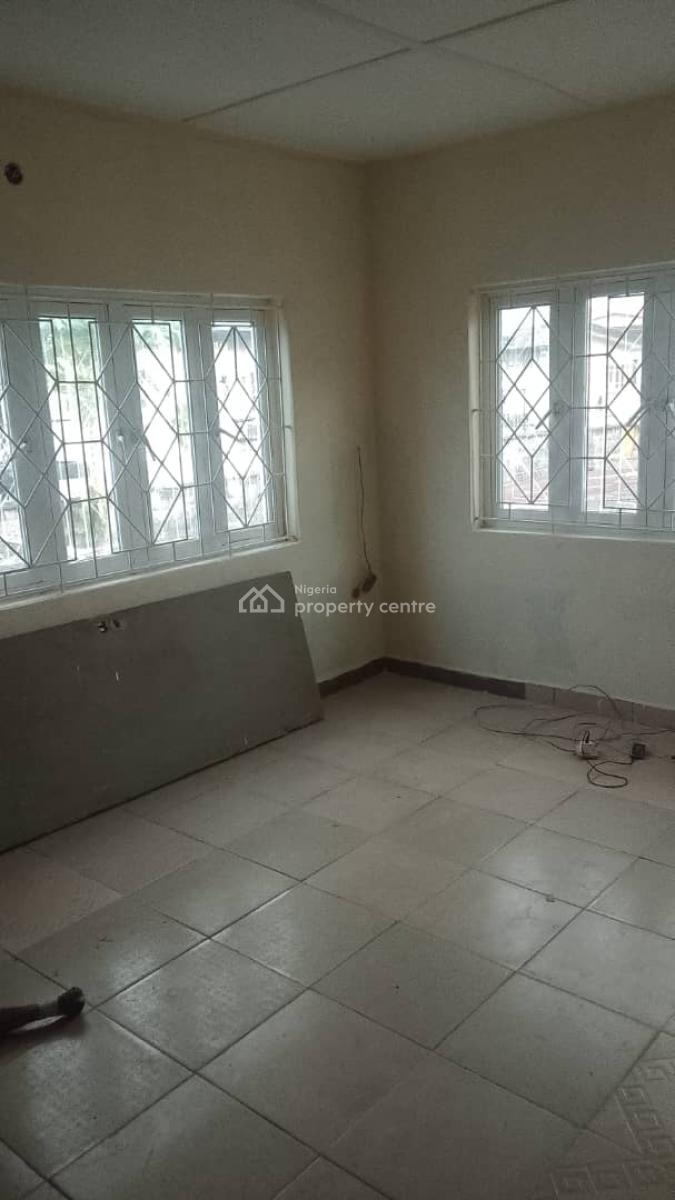 4 Bedroom House with a Room Bq, Nuru Oniwo/ Surulere/lagos, Surulere, Lagos, Detached Duplex for Rent