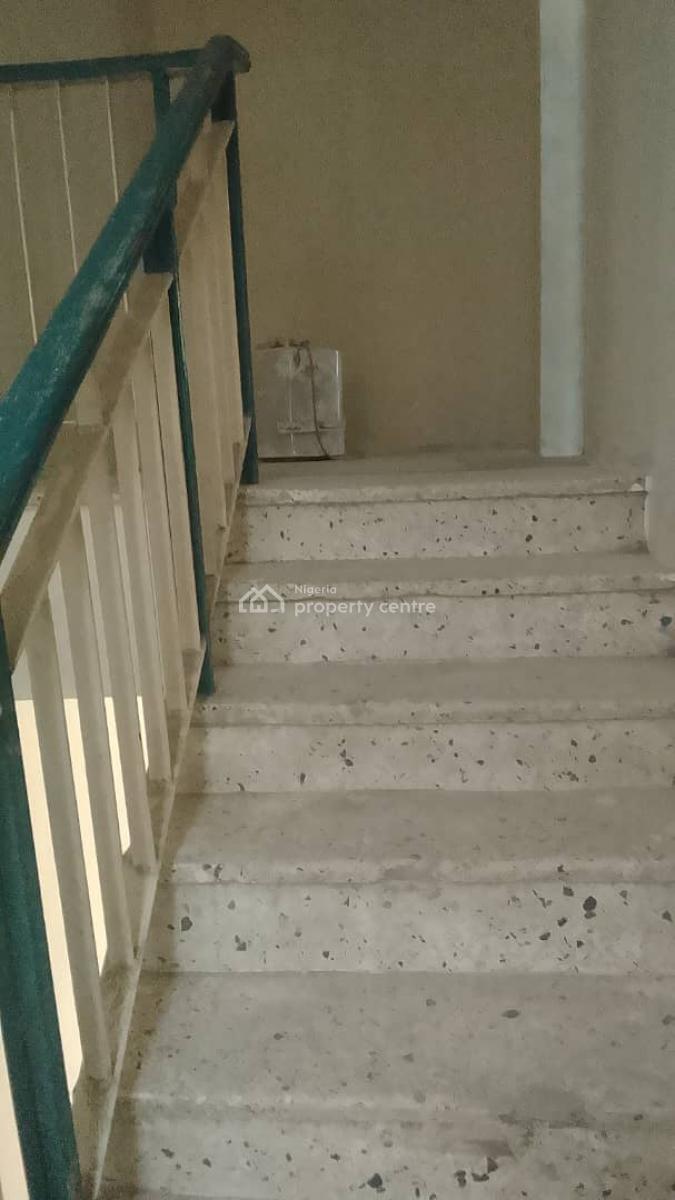 4 Bedroom House with a Room Bq, Nuru Oniwo/ Surulere/lagos, Surulere, Lagos, Detached Duplex for Rent