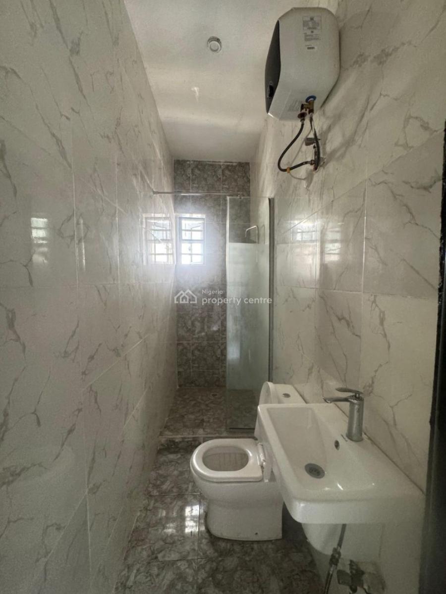5-bedroom Semi-detached Duplex with Bq, Ikate, Lekki, Lagos, Semi-detached Duplex for Rent