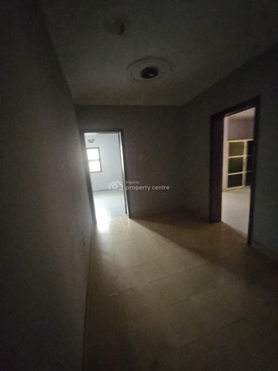 Well Maintained & Spacious 4 Bedroom Semi Detached Duplex, Omole Phase 2, Omole Phase 2, Ikeja, Lagos, Semi-detached Duplex for Rent