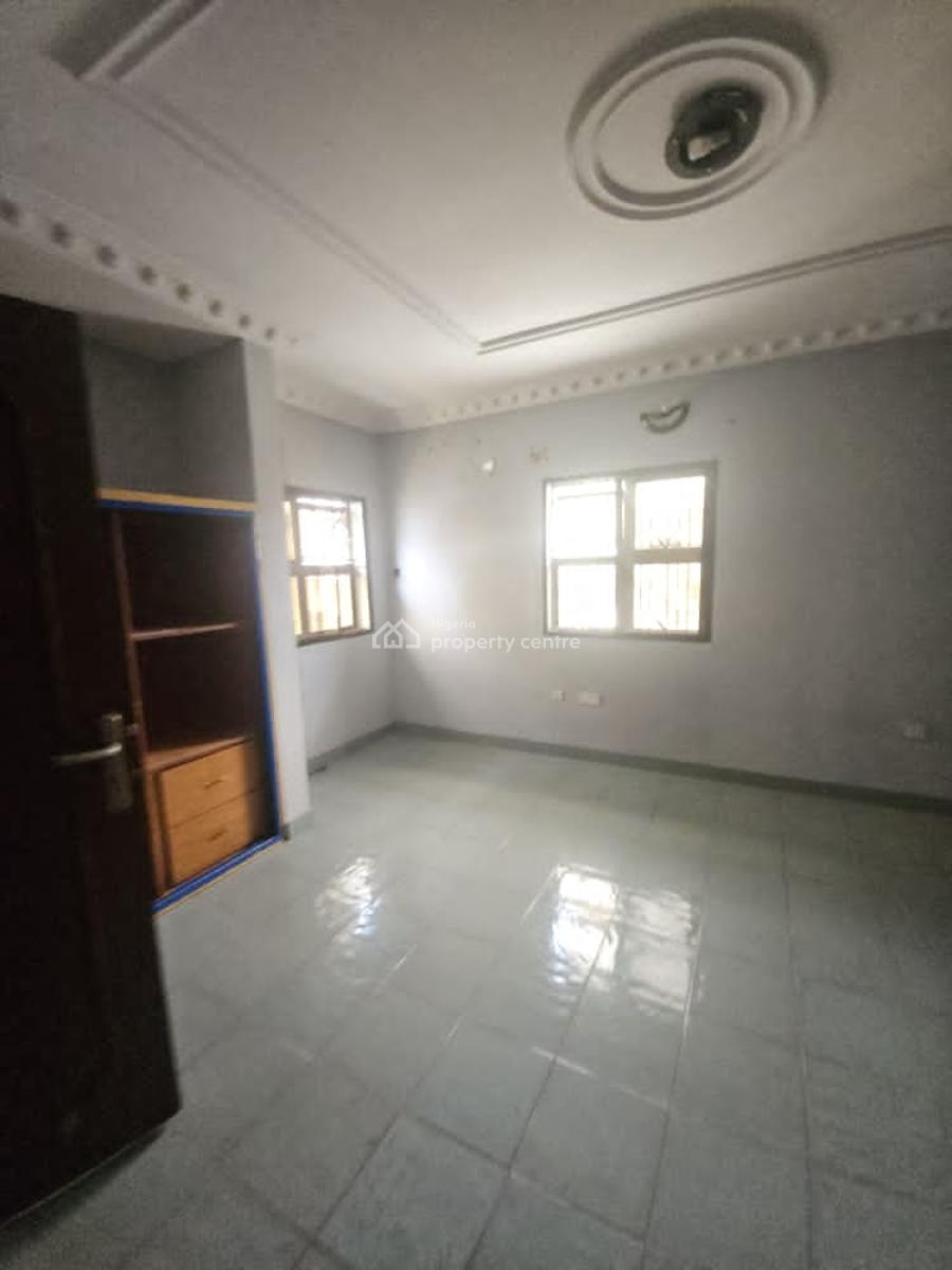 Well Maintained & Spacious 4 Bedroom Semi Detached Duplex, Omole Phase 2, Omole Phase 2, Ikeja, Lagos, Semi-detached Duplex for Rent