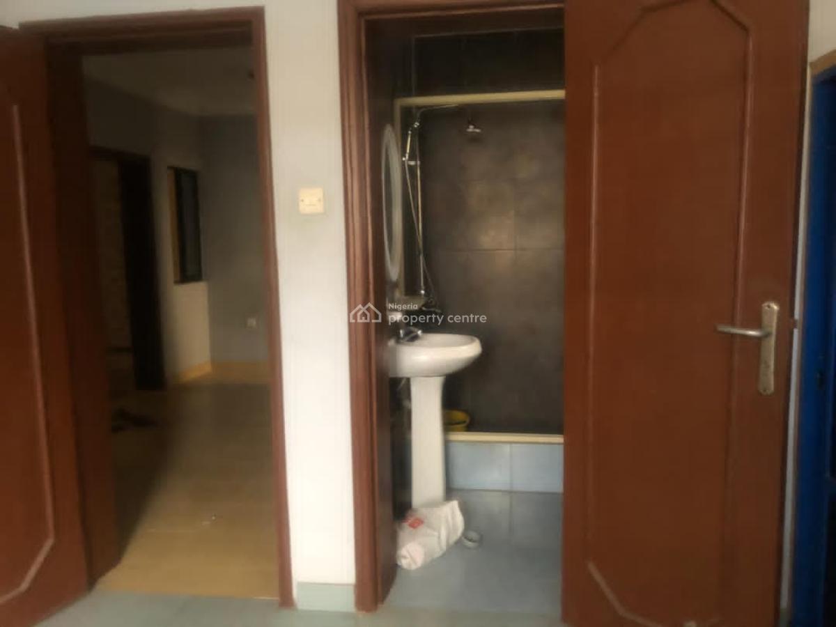 Well Maintained & Spacious 4 Bedroom Semi Detached Duplex, Omole Phase 2, Omole Phase 2, Ikeja, Lagos, Semi-detached Duplex for Rent