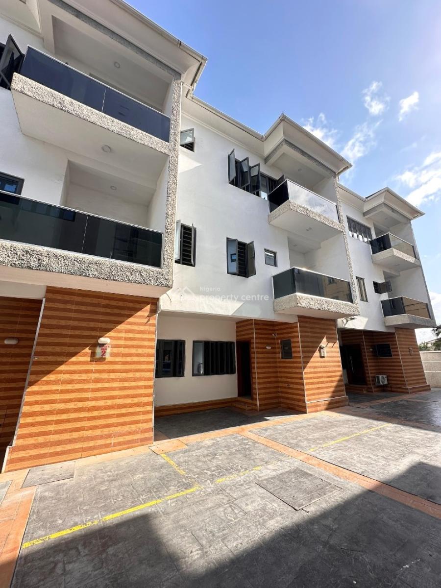 4 Bedroom Terraced Duplex with a Room Bq, Osapa, Lekki, Lagos, Terraced Duplex for Rent