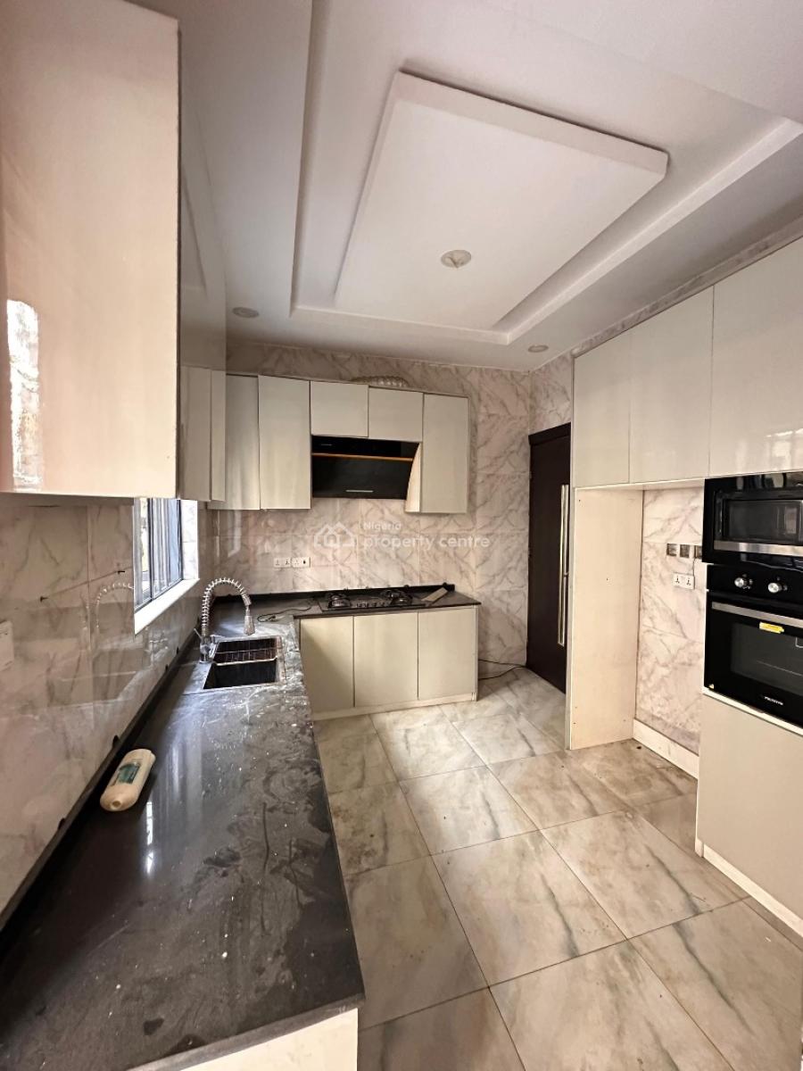 4 Bedroom Terraced Duplex with a Room Bq, Osapa, Lekki, Lagos, Terraced Duplex for Rent