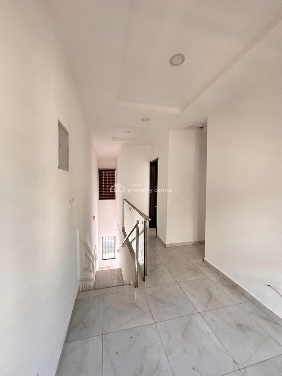 4 Bedroom Terraced Duplex with a Room Bq, Osapa, Lekki, Lagos, Terraced Duplex for Rent