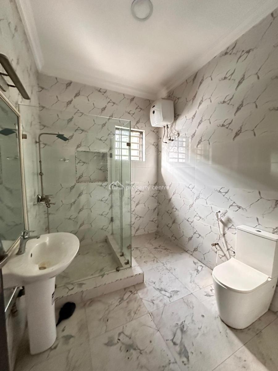 4 Bedroom Terraced Duplex with a Room Bq, Osapa, Lekki, Lagos, Terraced Duplex for Rent
