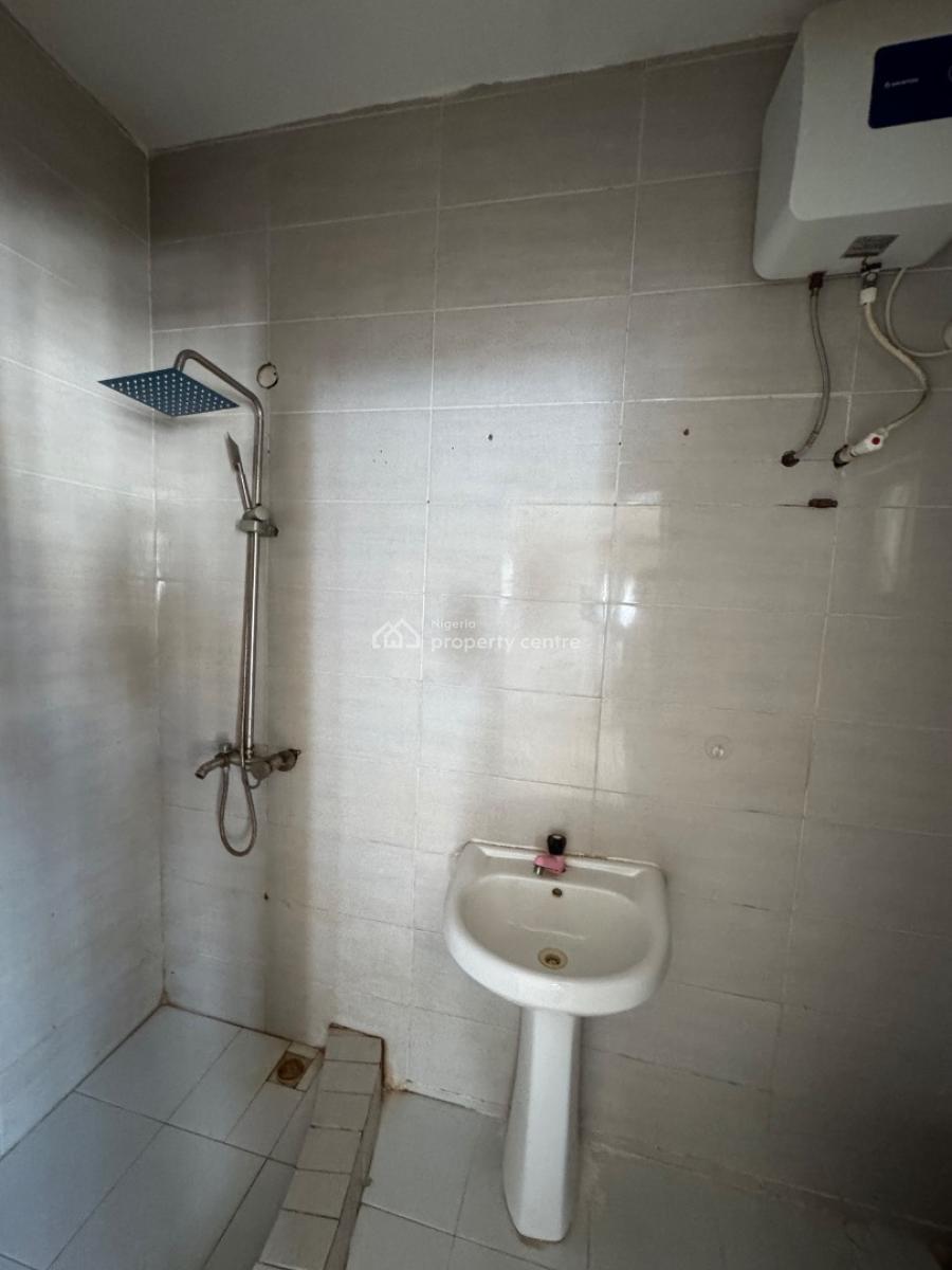 Mini Flat + Balcony, Osapa, Lekki, Lagos, Mini Flat (room and Parlour) for Rent