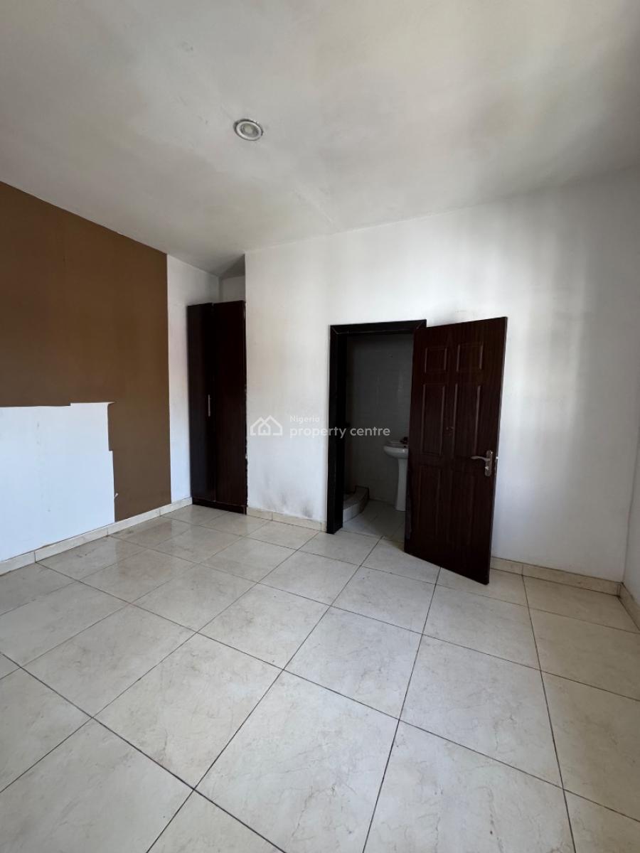 Mini Flat + Balcony, Osapa, Lekki, Lagos, Mini Flat (room and Parlour) for Rent