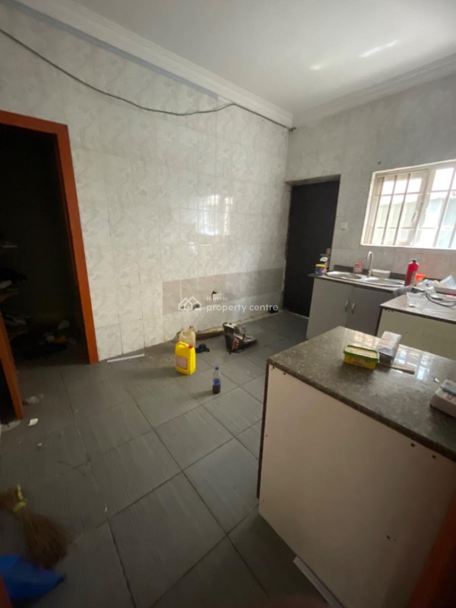 Luxury 2 Bedroom Flat, Gra Phase 1, Magodo, Lagos, Flat / Apartment for Rent