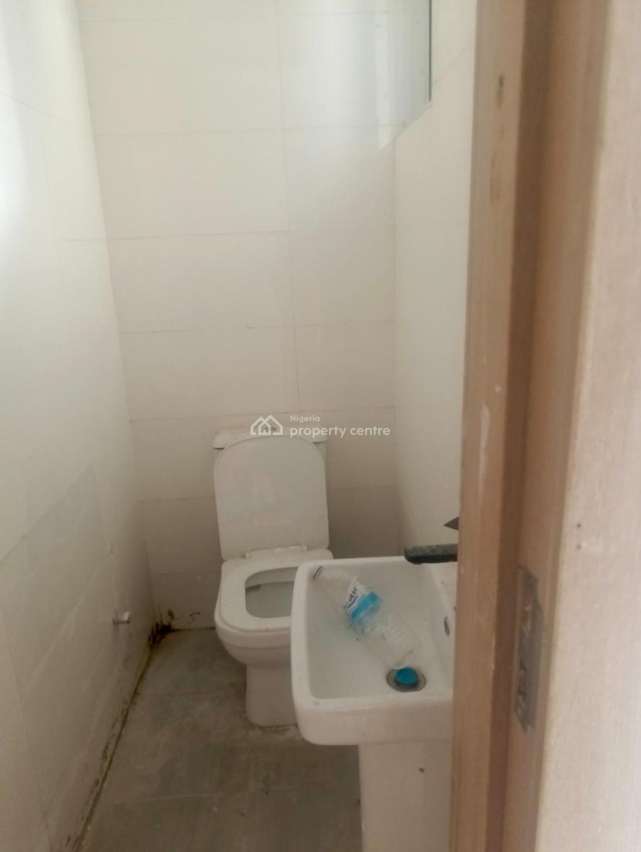 Opulent Spacious 2 Bedroom Apartment in a Secure Estate, Lekki Peninsula, Lekki, Lagos, Flat / Apartment for Rent