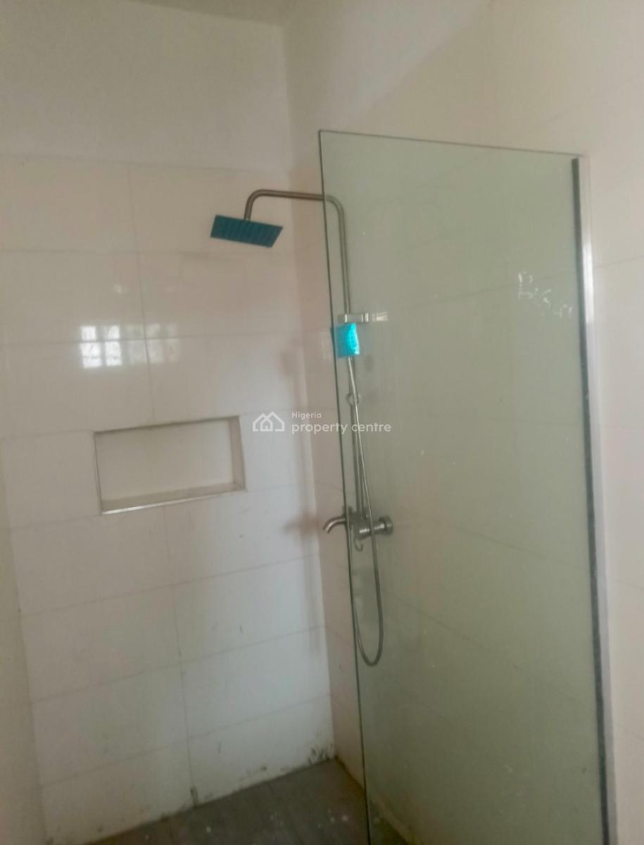 Opulent Spacious 2 Bedroom Apartment in a Secure Estate, Lekki Peninsula, Lekki, Lagos, Flat / Apartment for Rent