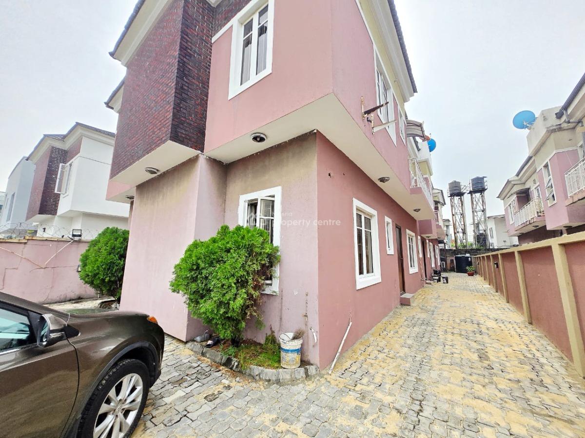 Self Serviced 2 Bedroom Apartment, Lekki Phase 1, Lekki, Lagos, Flat / Apartment for Rent