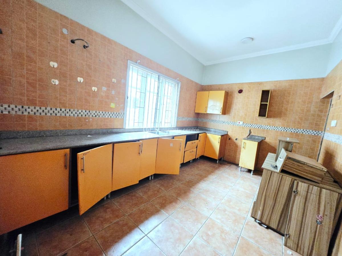 Self Serviced 2 Bedroom Apartment, Lekki Phase 1, Lekki, Lagos, Flat / Apartment for Rent