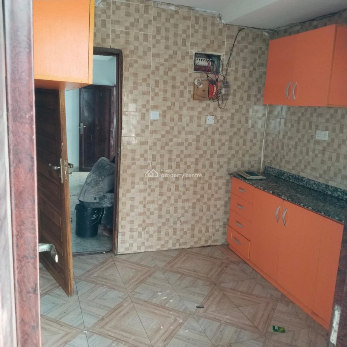 Luxury 2 Bedroom Apartment, Olowora, Omole Phase 2, Ikeja, Lagos, Flat / Apartment for Rent