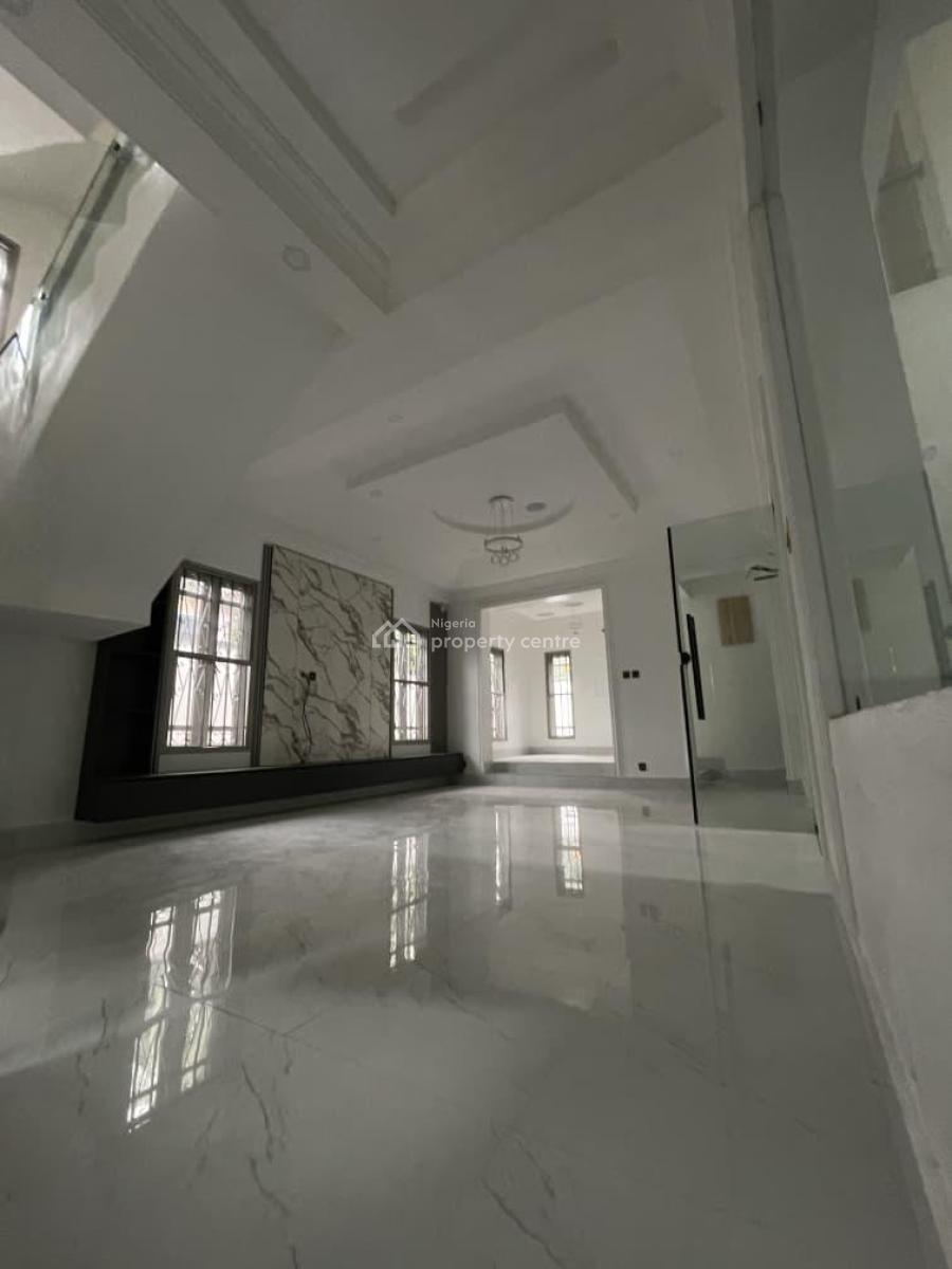 8 Bedroom Detached Duplex with 2 Rooms Bq, Gowon Estate, Egbeda, Alimosho, Lagos, Detached Duplex for Sale