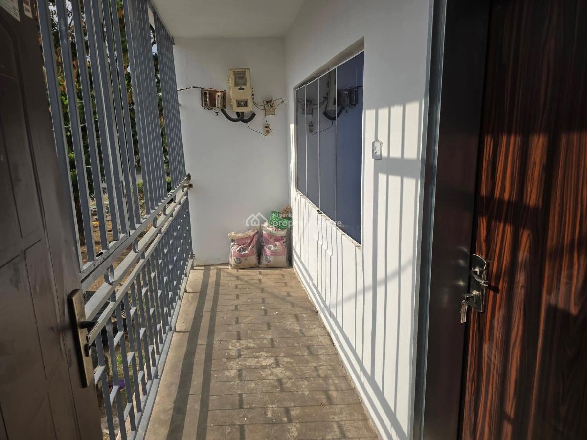 Spacious 4 Bedroom Apartment, Zone 2, Wuse, Abuja, Flat / Apartment for Sale