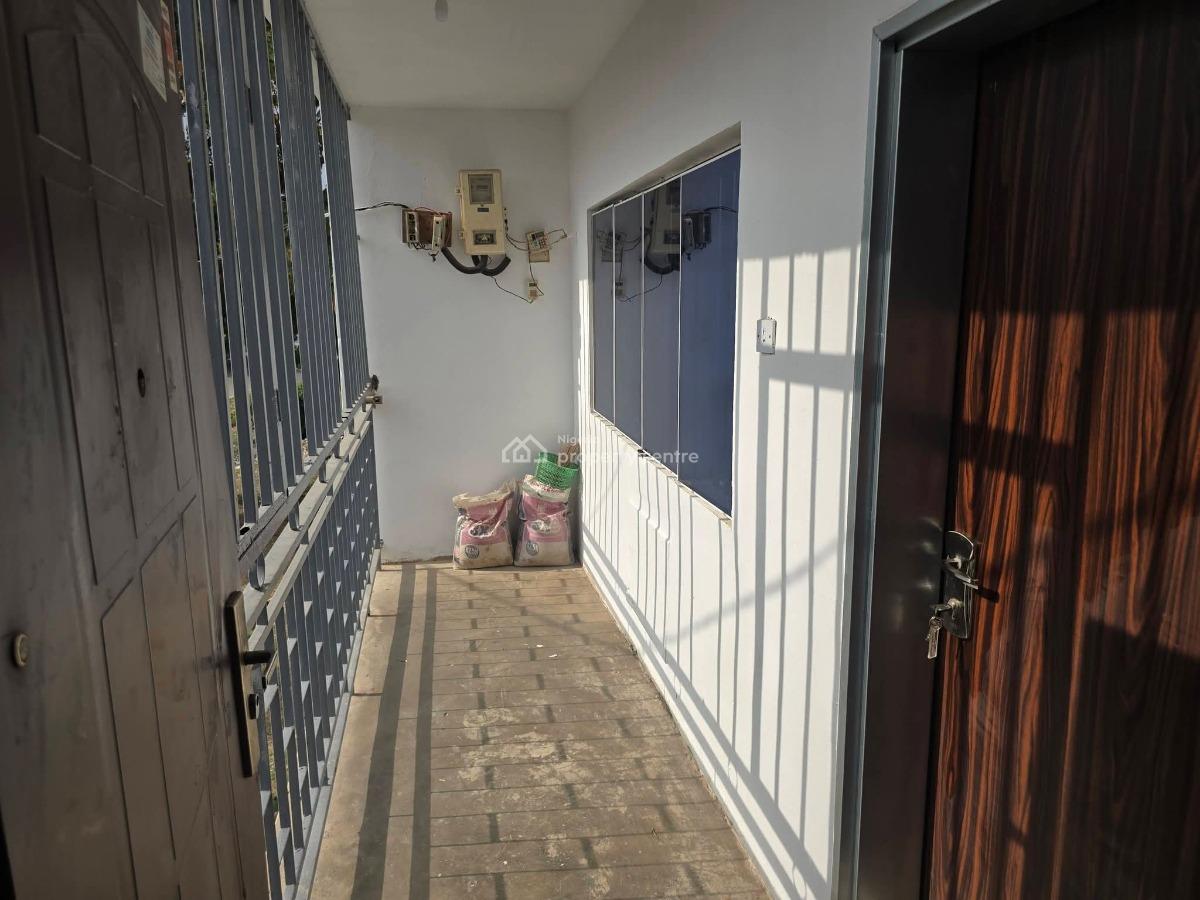 Spacious 4 Bedroom Apartment, Zone 2, Wuse, Abuja, Flat / Apartment for Sale