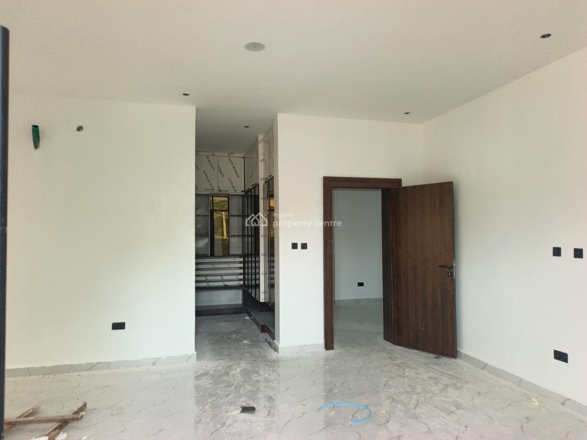 5 Bedroom Duplex, Off Akpu Road, Asaba, Delta, Detached Duplex for Sale