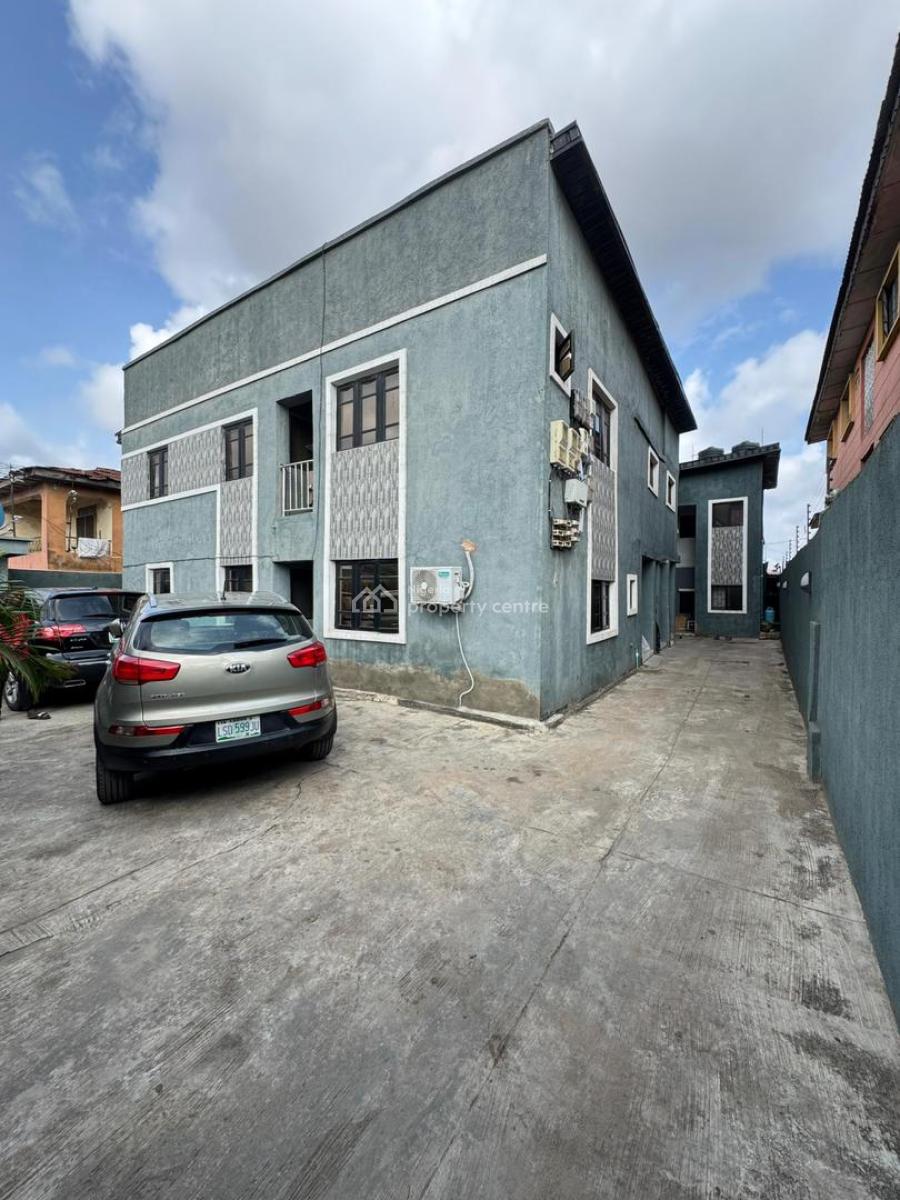 Very Strong Storey Building with Block of Flats, Lawanson Itire, Surulere, Lagos, Block of Flats for Sale