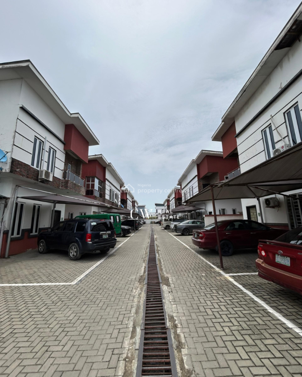 4 Bedroom Semi-detached Duplex with Bq, Lekki, Lagos, Semi-detached Duplex for Sale